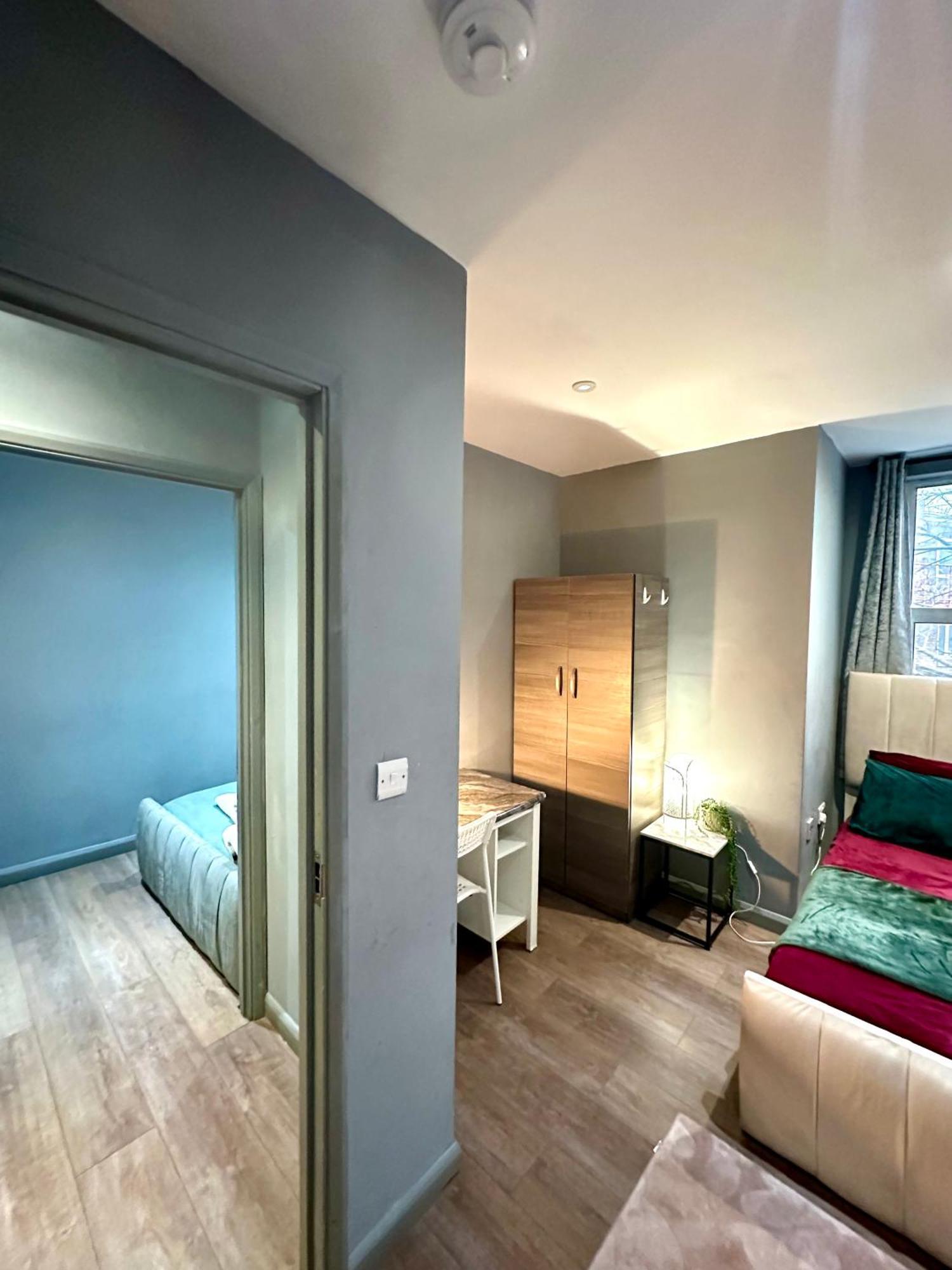 Spacious 3 Bedroom Flat In Kings Cross, St 159 Appartamento